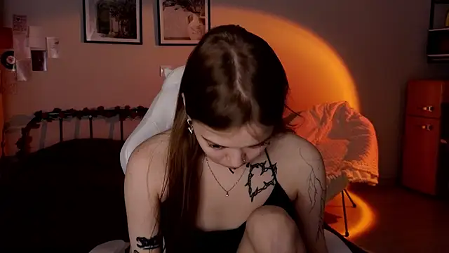 doll lol  online show from 05-27-26, 09:45