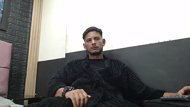 Chris Dick23 online show from 10-11-25, 04:01