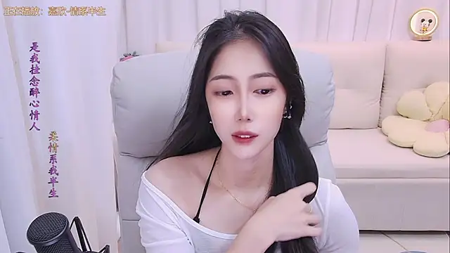 qianduoduo88 online show from 07-10-26, 01:25