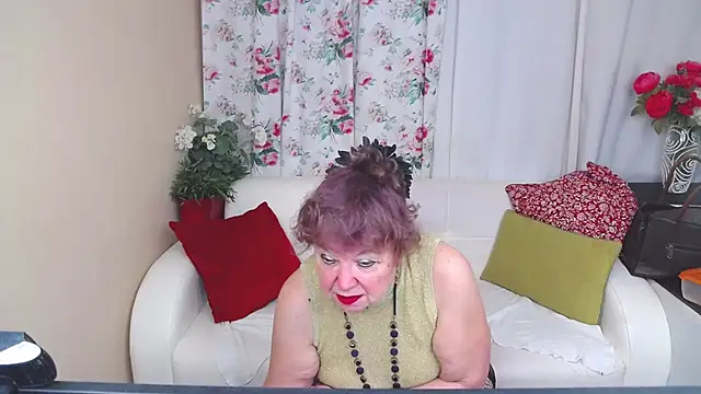 YourHotGranny online show from 03-20-25, 11:05