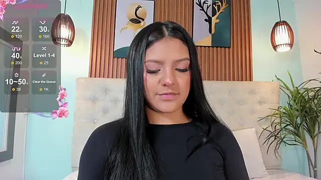 NicolleeEvanss online show from 02-06-25, 11:32