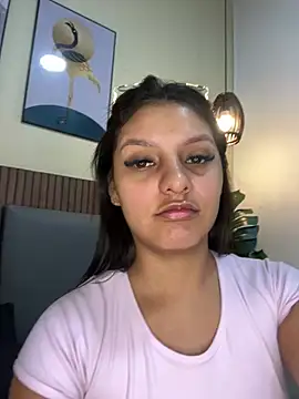 NicolleeEvanss online show from 07-16-26, 10:32