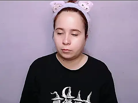 SubLayla01 online show from 10-24-25, 05:09