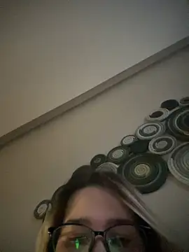 amooraaamoon online show from 01-14-25, 09:51