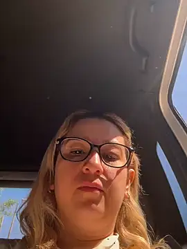 amooraaamoon online show from 02-18-25, 12:49