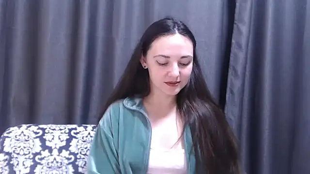 Snapshot of StacyMind chatting on 10-03-25, 08:17 StacyMind online show from 10-03-25, 08:17