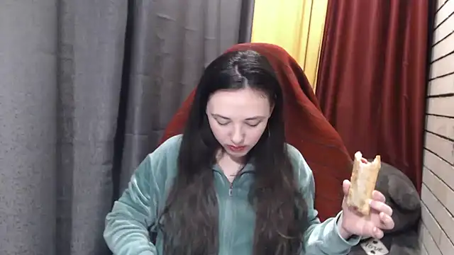 Snapshot of StacyMind chatting on 03-18-26, 04:43 StacyMind online show from 03-18-26, 04:43