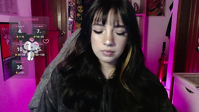 Snapshot of ninfa1_ch chatting on 10-24-25, 01:46 ninfa1 ch online show from 10-24-25, 01:46