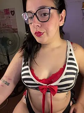 Snapshot of agoosvokk chatting on 02-11-26, 03:55 agoosvokk online show from 02-11-26, 03:55