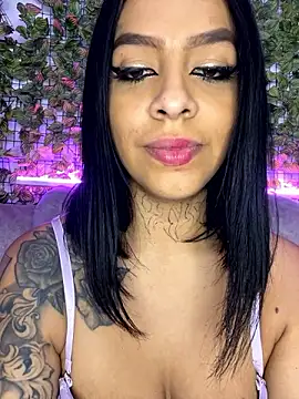 AbbyFtLuna online show from 12-01-24, 09:26