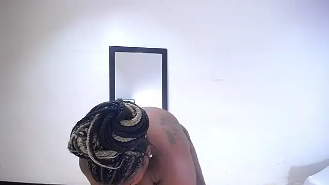 exotic karmella online show from 09-24-25, 08:34