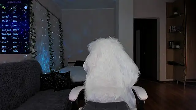 -danae- online show from 12-12-24, 06:42