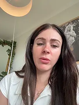 Snapshot of aus_queen chatting on 03-23-26, 10:58 aus queen online show from 03-23-26, 10:58