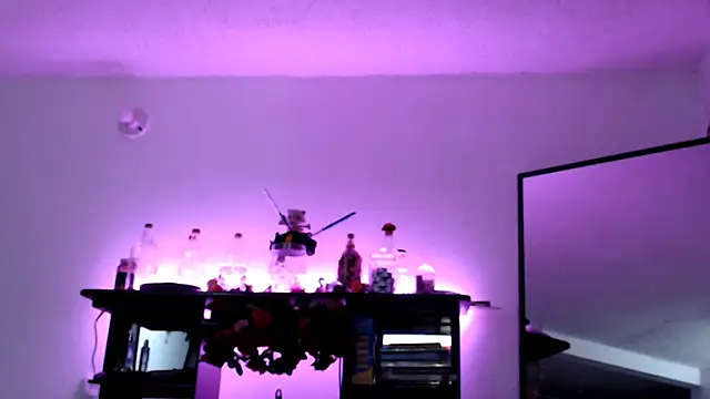 Snapshot of Hellen_dumont chatting on 02-13-26, 11:45 Hellen dumont online show from 02-13-26, 11:45