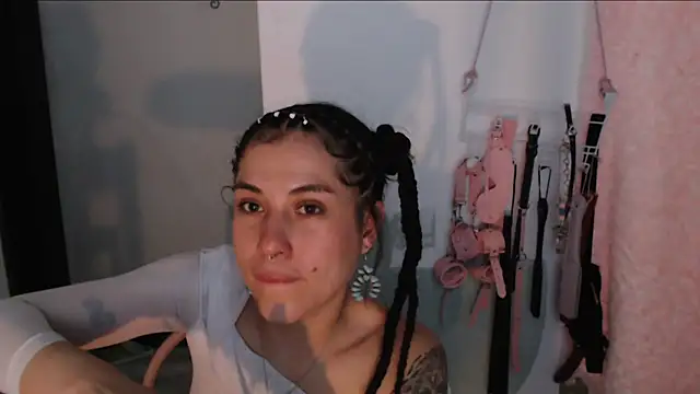 Snapshot of Hellen_dumont chatting on 03-01-26, 01:51 Hellen dumont online show from 03-01-26, 01:51