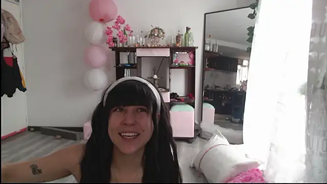 Snapshot of Hellen_dumont chatting on 03-08-26, 04:22 Hellen dumont online show from 03-08-26, 04:22