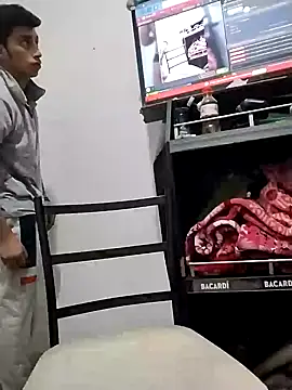 Flaquito pitudo online show from 12-22-24, 01:55