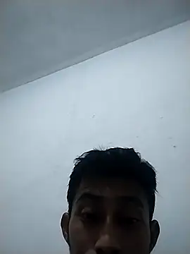 Flaquito pitudo online show from 01-01-25, 01:37