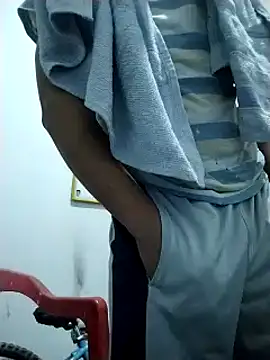 Flaquito pitudo online show from 03-12-25, 05:24