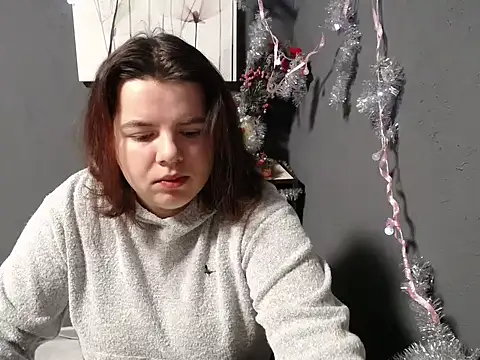 Snapshot of so_shy chatting on 12-22-24, 07:44 so shy online show from 12-22-24, 07:44