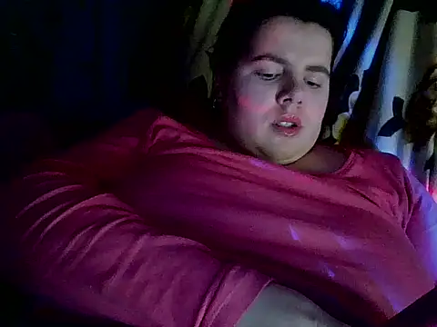 Snapshot of so_shy chatting on 01-12-25, 03:03 so shy online show from 01-12-25, 03:03
