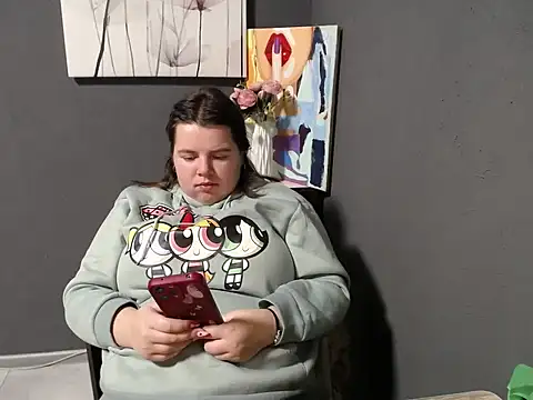 Snapshot of so_shy chatting on 02-07-25, 10:19 so shy online show from 02-07-25, 10:19