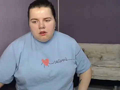 so shy online show from 09-24-25, 07:12