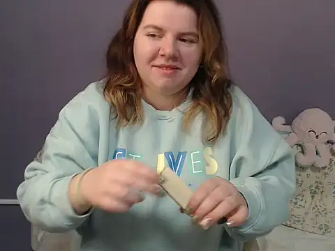 so shy online show from 11-27-25, 07:54