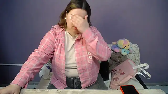 so shy online show from 05-01-26, 06:29
