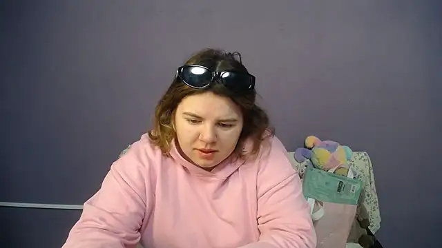 so shy online show from 05-11-26, 06:19