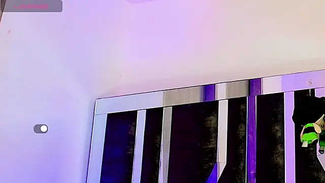 honey skin online show from 09-29-25, 05:01