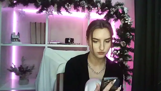 X Alisa online show from 12-26-24, 07:49