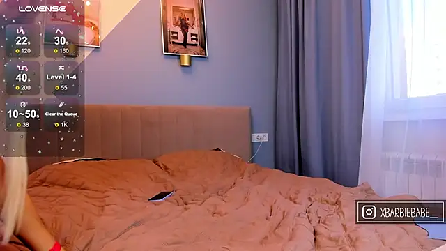 XBarbieBabeX online show from 03-11-26, 06:52
