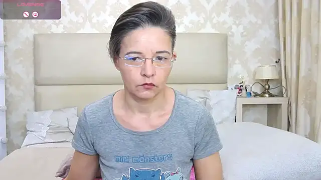 StaceyDarling online show from 03-03-25, 03:31