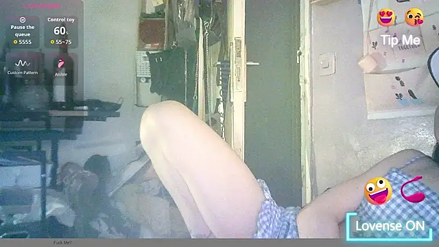lorena789 online show from 10-06-25, 01:19