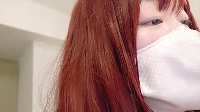 Snapshot of xxxYUKARIxxx chatting on 03-05-25, 10:11 xxxYUKARIxxx online show from 03-05-25, 10:11