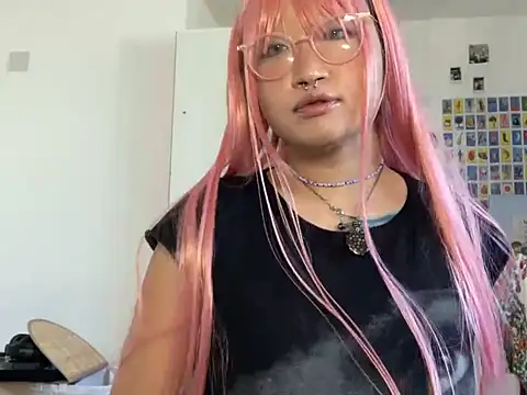 Snapshot of xxxYUKARIxxx chatting on 03-17-26, 01:36 xxxYUKARIxxx online show from 03-17-26, 01:36