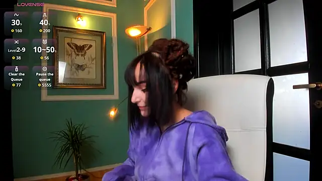 Snapshot of 1Munique chatting on 10-13-25, 02:06 1Munique online show from 10-13-25, 02:06