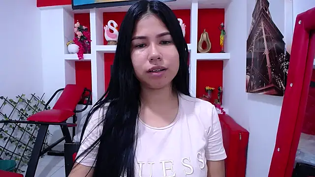 Letty Plugxo online show from 10-24-25, 12:34