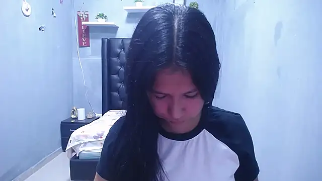 Snapshot of Letty_Plugxo chatting on 03-10-26, 01:27 Letty Plugxo online show from 03-10-26, 01:27