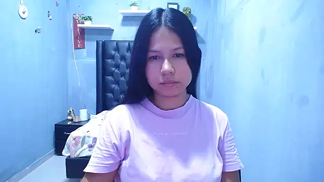 Letty Plugxo online show from 05-04-26, 01:07