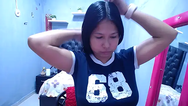 Letty Plugxo online show from 05-25-26, 01:39