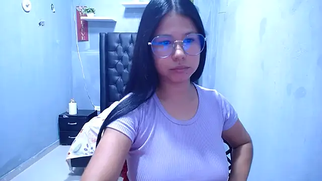 Letty Plugxo online show from 06-11-26, 01:31