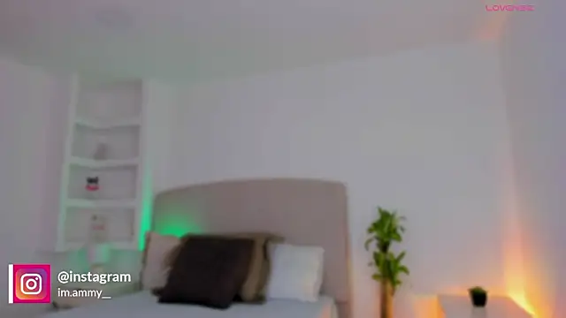 Snapshot of Ammy_xx chatting on 03-06-26, 07:43 Ammy xx online show from 03-06-26, 07:43