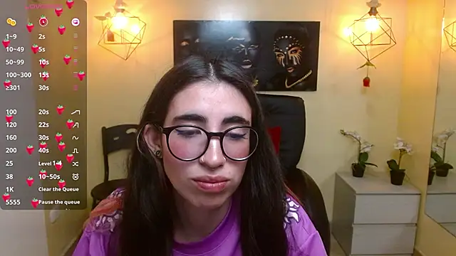 LenaRoses online show from 02-06-25, 07:51