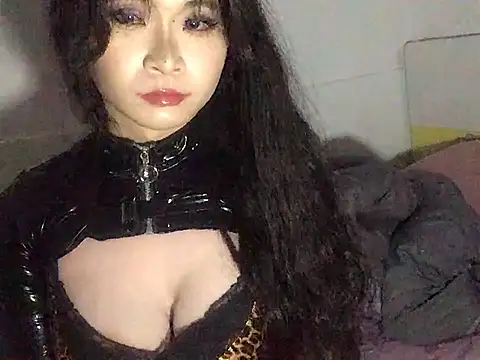 sukilove1992 online show from 04-30-26, 04:24