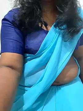 Snapshot of kaminimallu chatting on 01-14-25, 08:15 kaminimallu online show from 01-14-25, 08:15