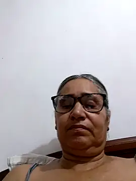  candi online show from 03-03-26, 02:50