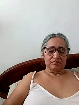  candi online show from 05-11-26, 04:15