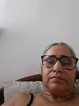  candi online show from 06-14-26, 08:11